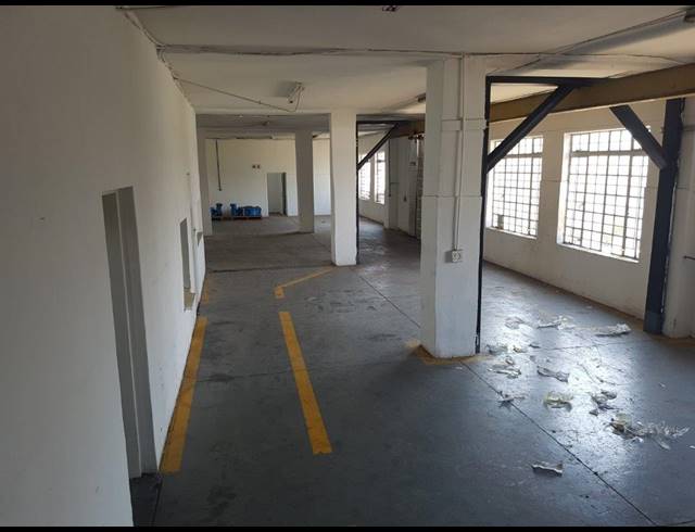 996M² WAREHOUSE FOR SALE IN KYA SANDS